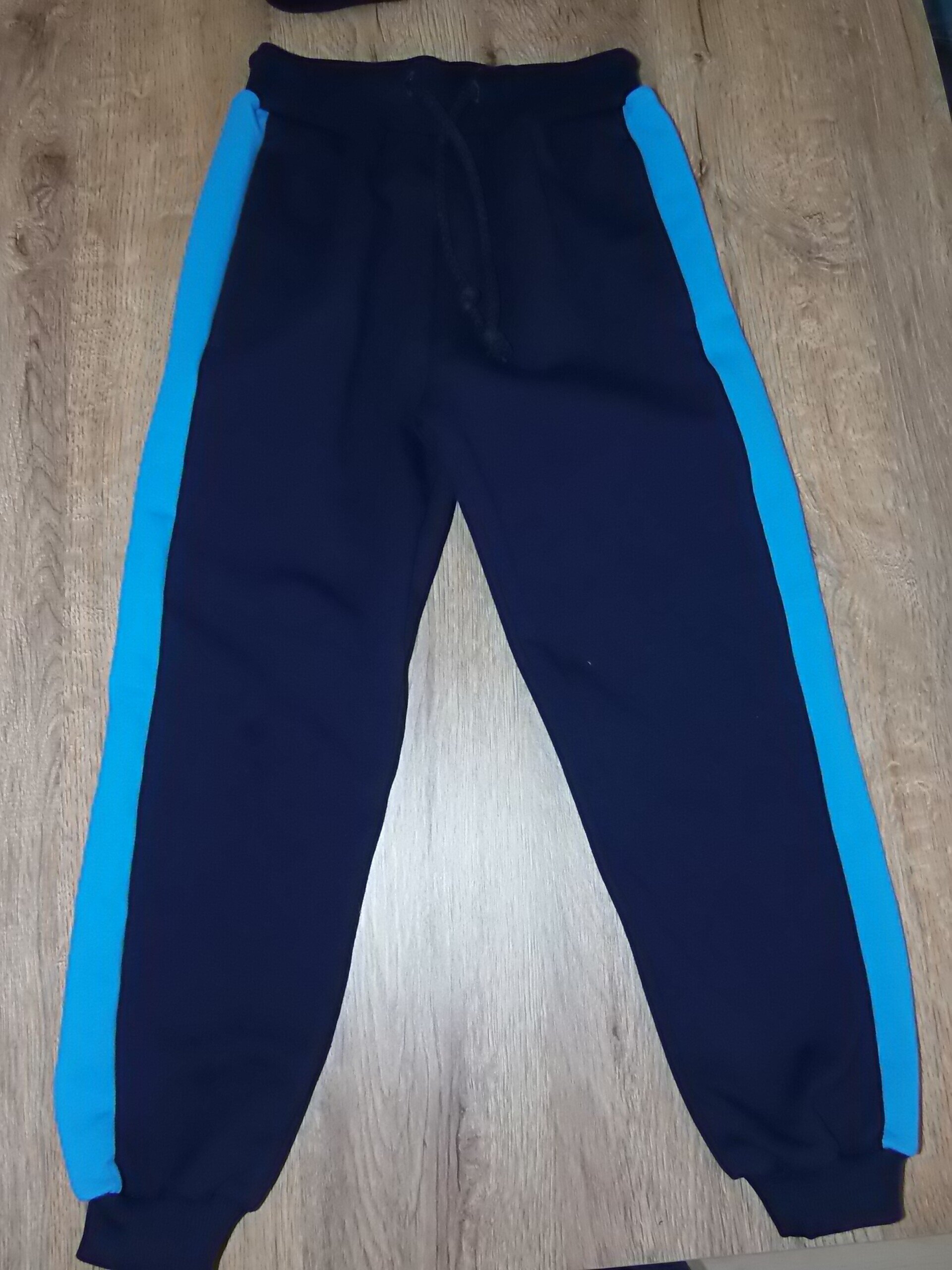 Conjunto deportivo azul - 3