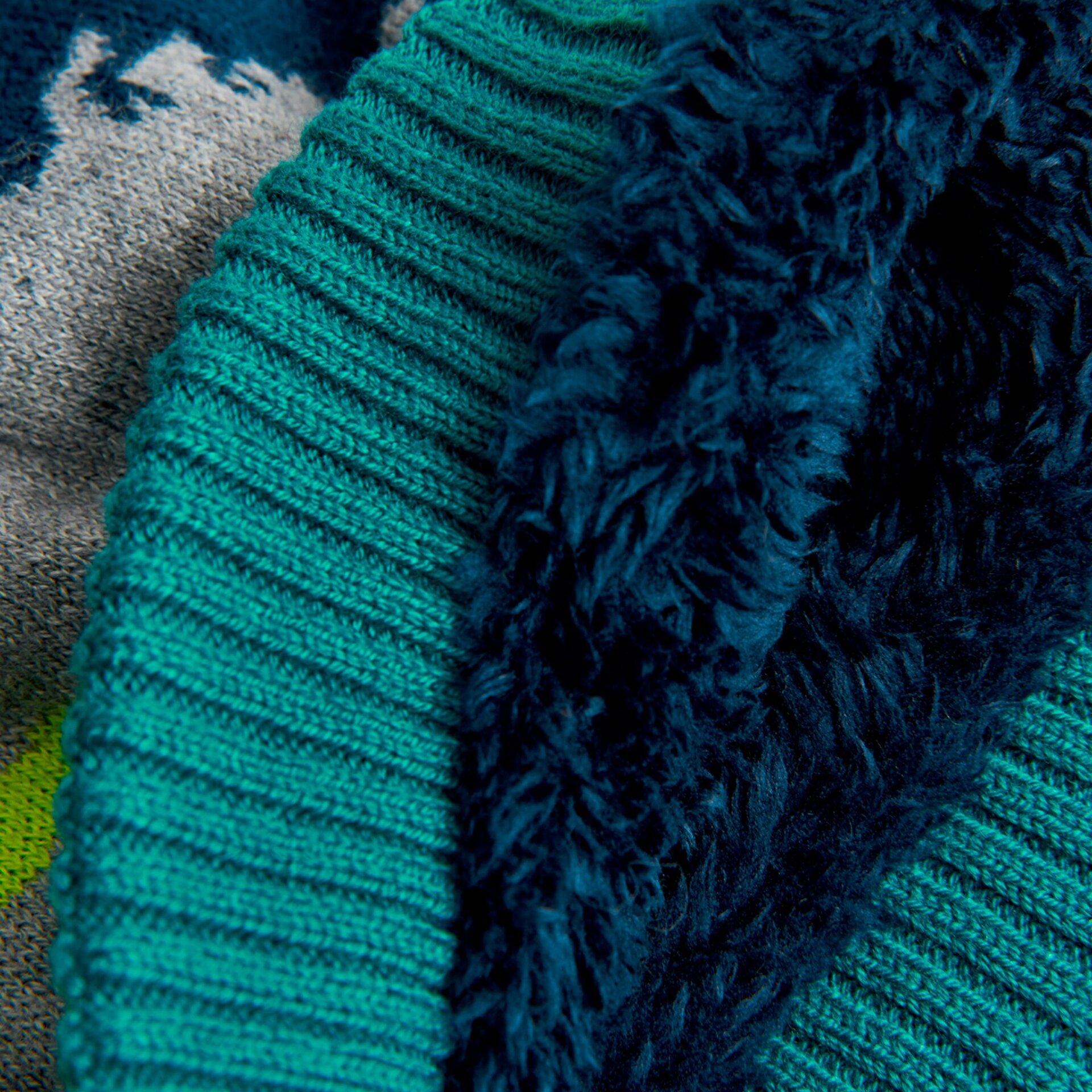 Conjunto Gorro + Cuello tricotosa dinosaurios gris vigoré - 6